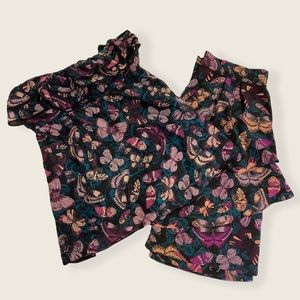 NWOT|Ruffle Skirt with butterfly Pattern